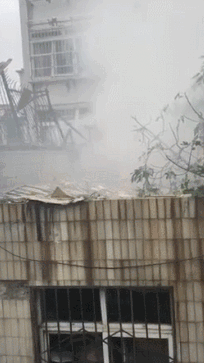 突發(fā)！青島一居民樓發(fā)生爆燃！已造1人死亡，7人受傷！3公里外有震感…