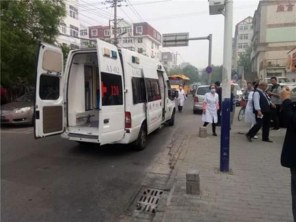 突發(fā)！青島一居民樓發(fā)生爆燃！已造1人死亡，7人受傷！3公里外有震感…